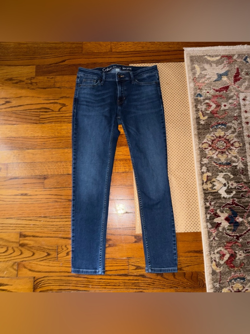 Calvin Klein Women’s Blue Ankle Skinny Jeans - Size 6